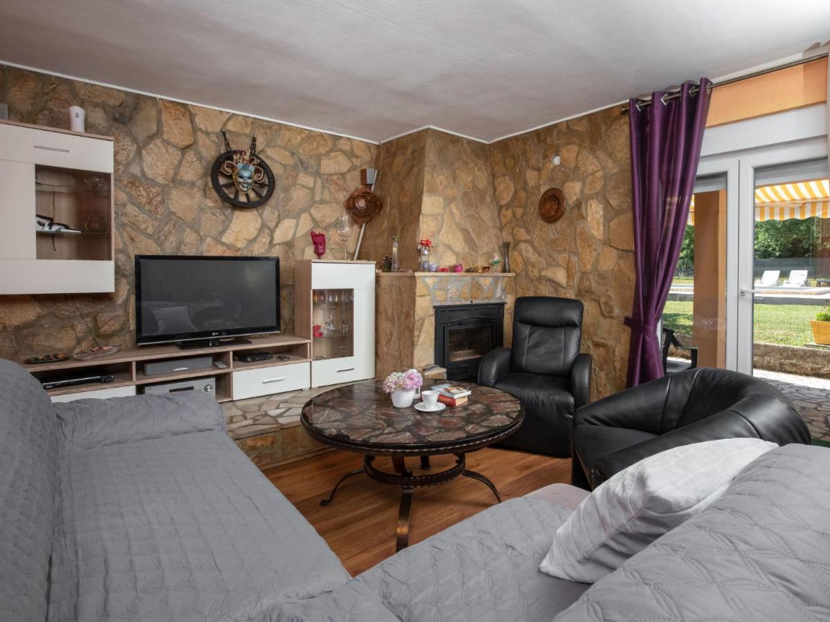 Holiday Home Lola - Lbn381 By Interhome Лабин Экстерьер фото